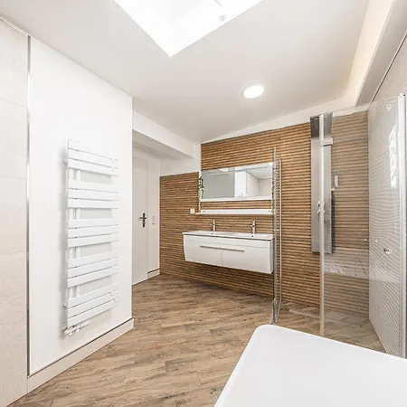 P2 Premium-suite, 4 Zimmer, 105qm, Parkplatz Апартаменты