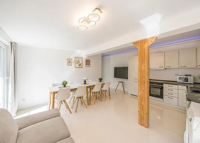 P2 Premium-suite, 4 Zimmer, 105qm, Parkplatz