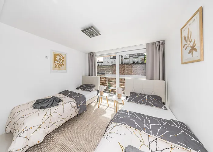 P2 Premium-suite, 4 Zimmer, 105qm, Parkplatz